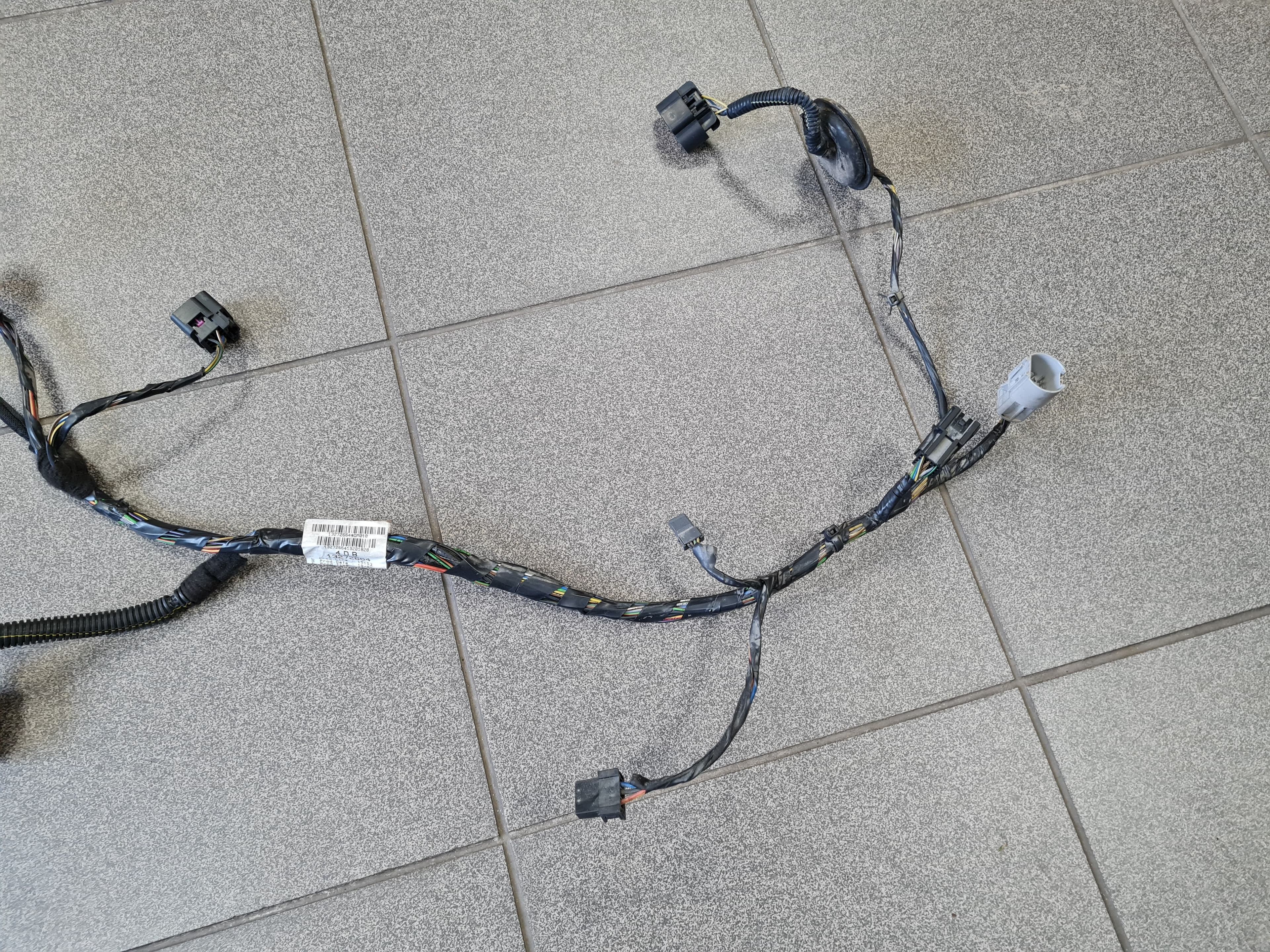 Fils du couvercle du coffre OPEL INSIGNIA SPORTS TOURER 2010 (C) - foto 2
