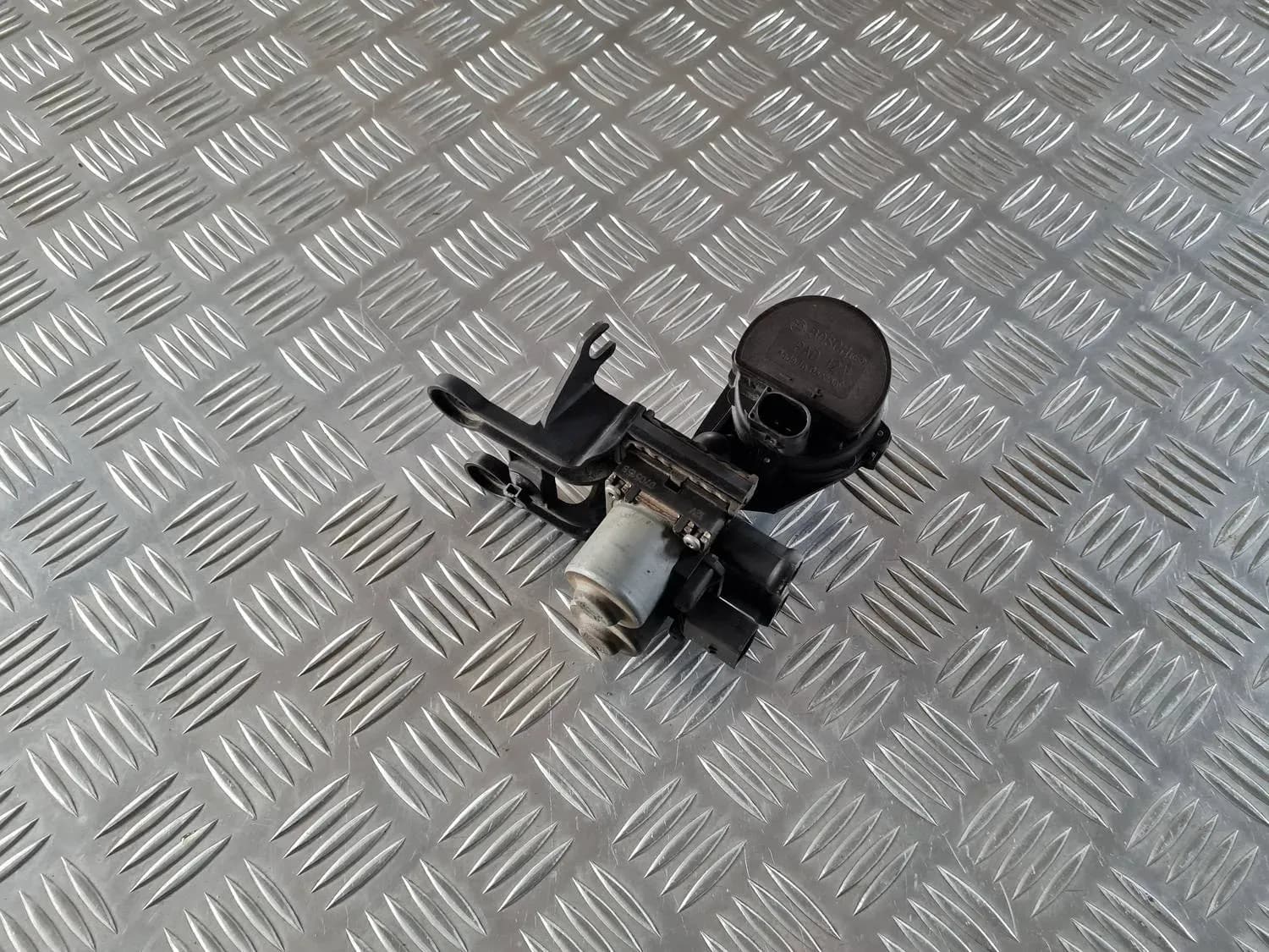 Vanne de radiateur de chauffage AUDI A6 2008 - foto 1