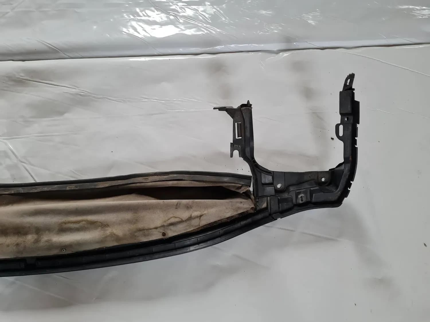Drainage du pare-brise RENAULT SCENIC III 2011 - foto 2
