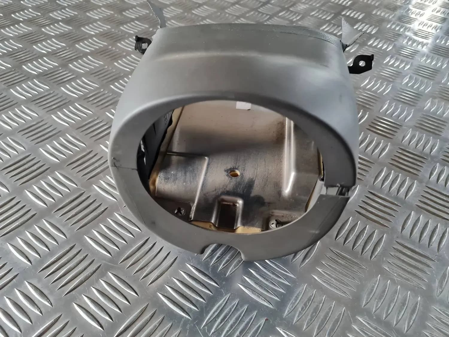 Pare-poussière de la colonne de direction AUDI A6 2008 - foto 3