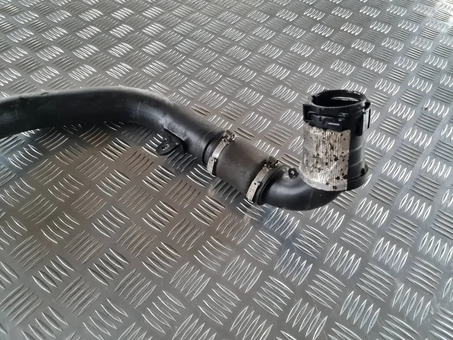 Conduit d’admission d’air RENAULT SCENIC III 2011 - foto 6