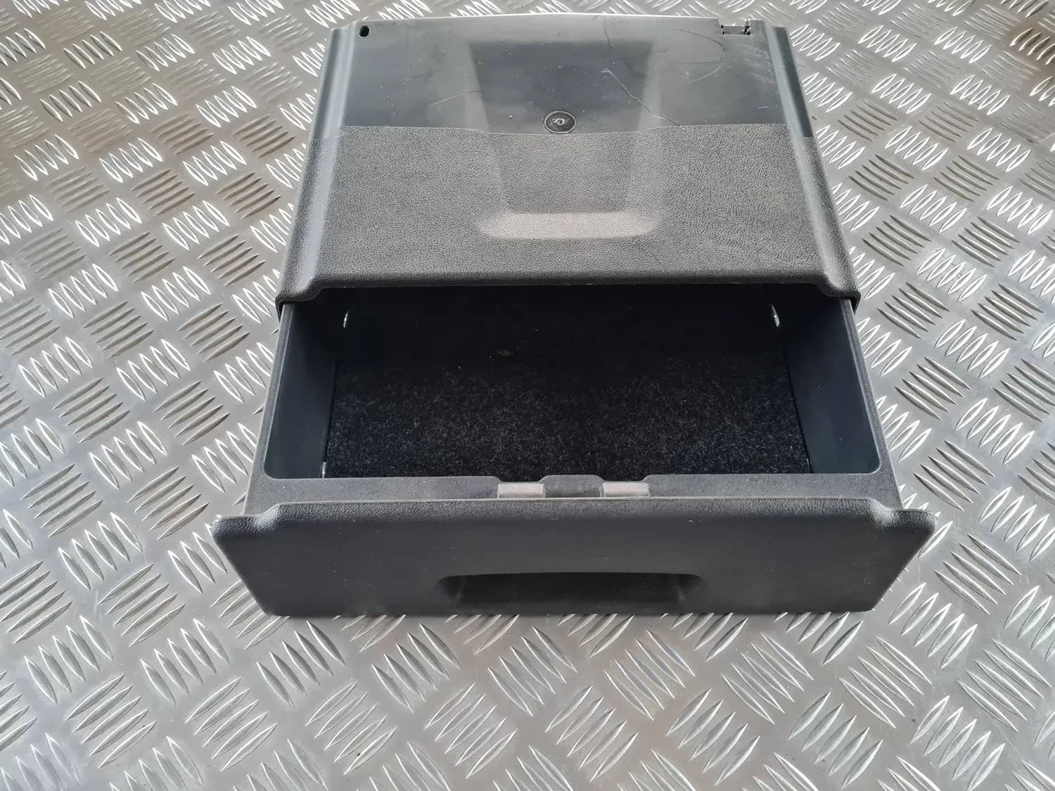 Compartiment de rangement dans le plancher RENAULT SCENIC III 2011 - foto 3