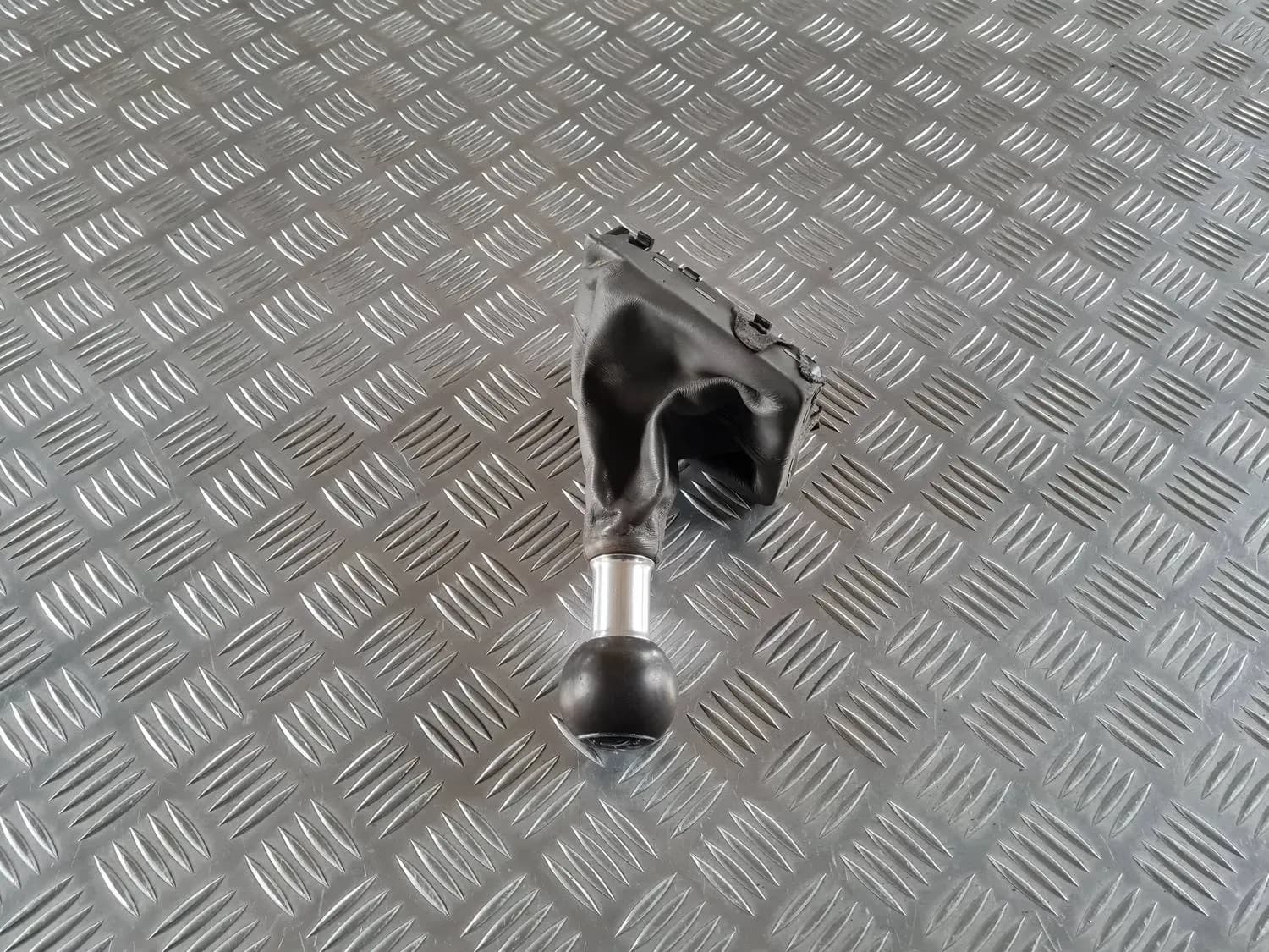 Revêtement en tissu du pommeau de levier de vitesse AUDI A6 2008 - foto 1