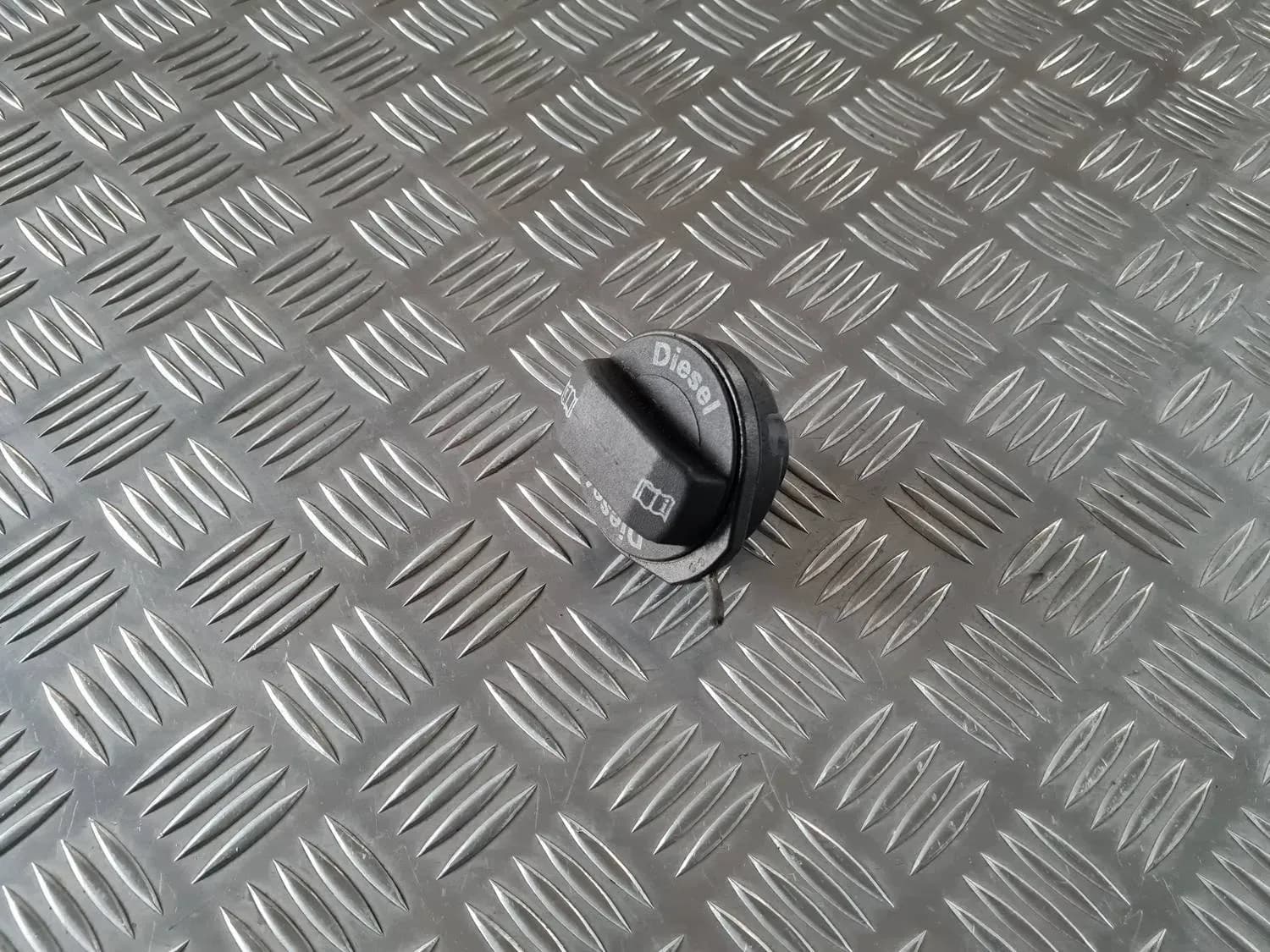 Bouchon du réservoir de carburant AUDI A6 2008 - foto 1