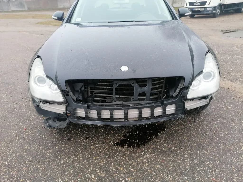 Pièce automobile MERCEDES BENZ CLS 320 2005 - foto 8
