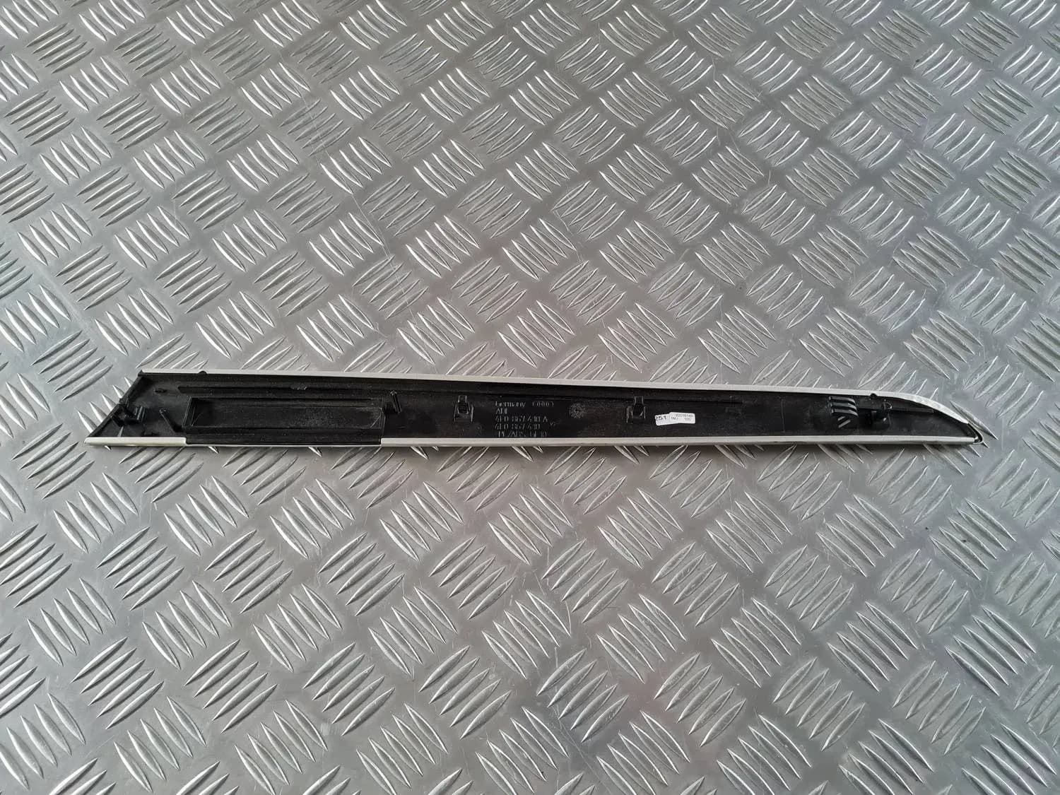 Panneaux de garniture de porte AUDI A6 2008 - foto 4
