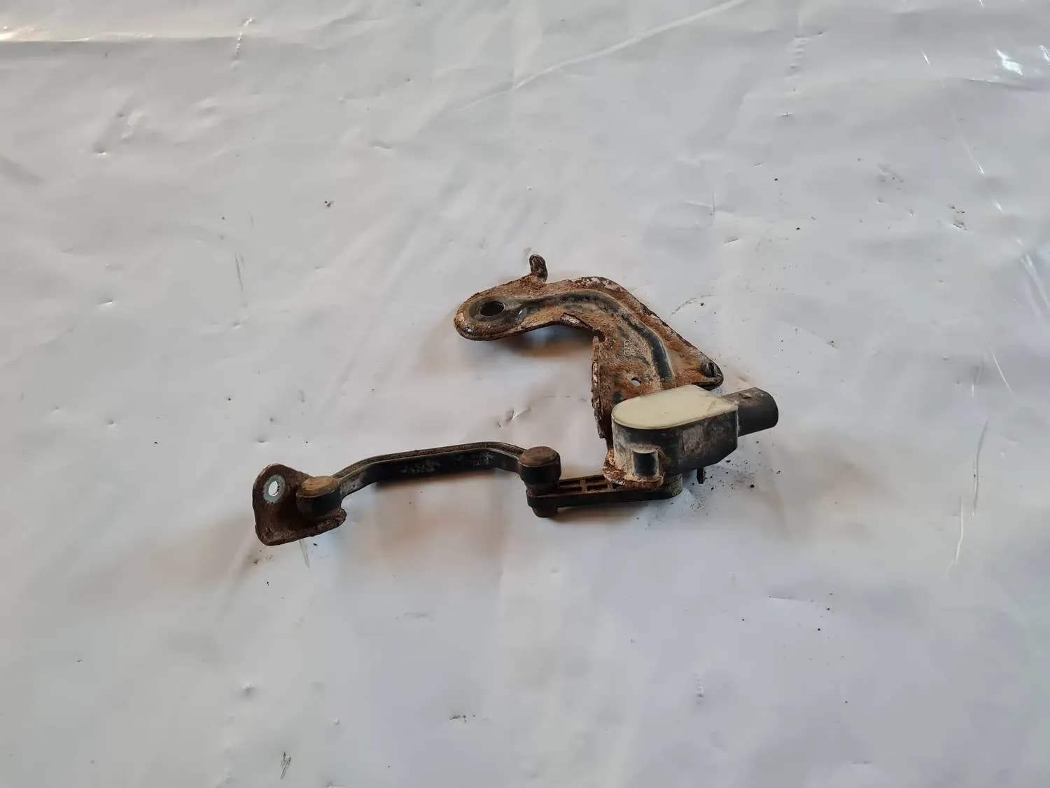 Capteur de correction de la portée de la lampe, arrière AUDI A6 2008 - foto 2