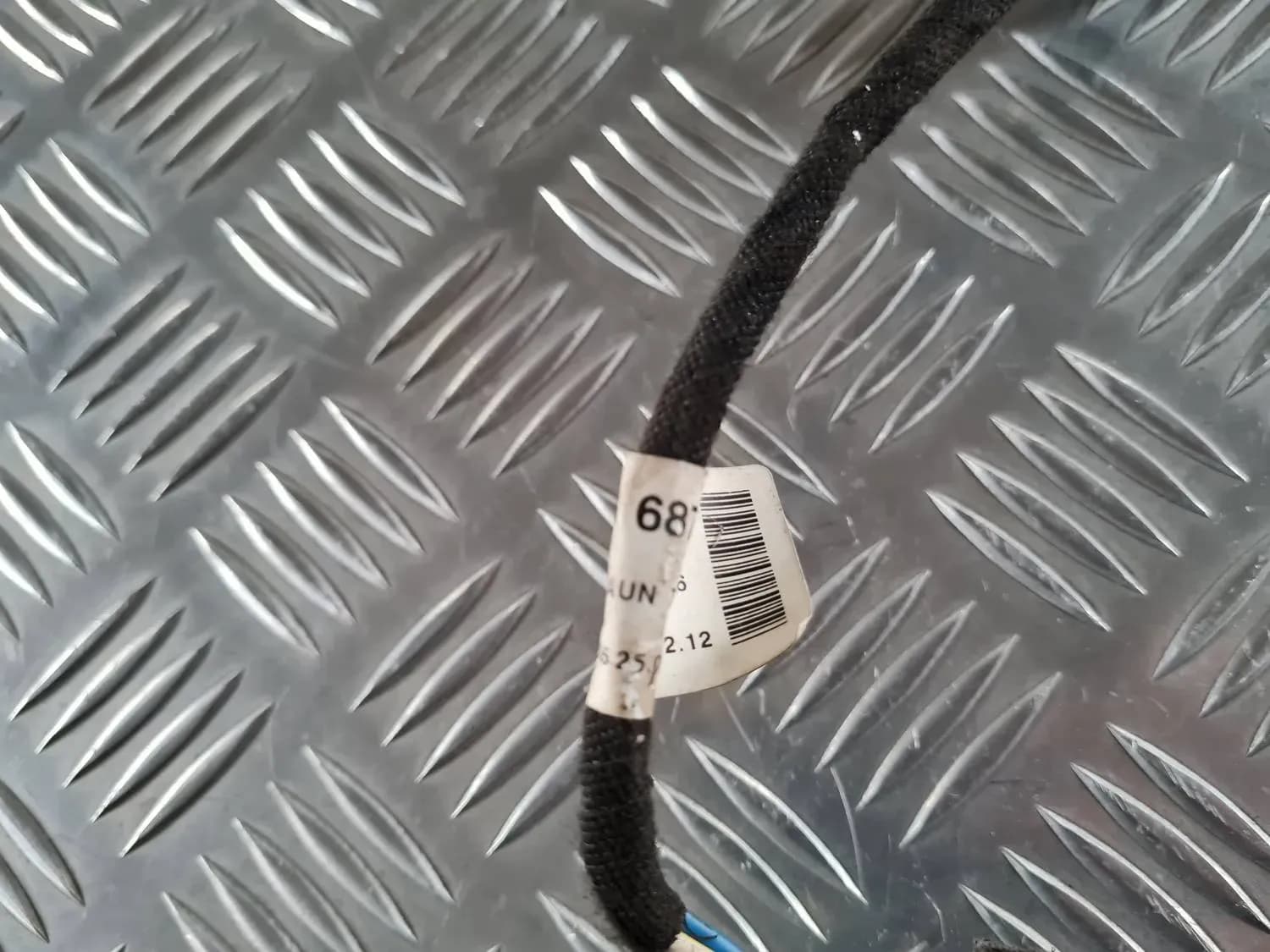Fil du moteur de lève-vitre électrique AUDI A6 2008 - foto 4
