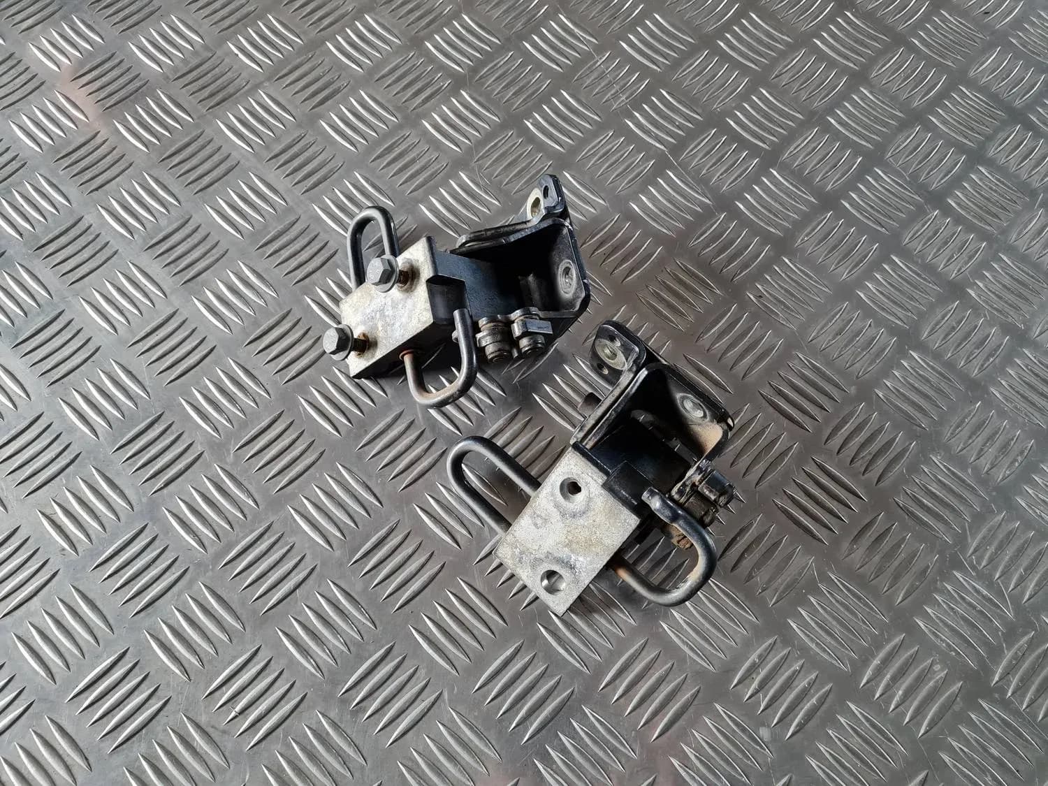 Charnière de porte AUDI A6 2008 - foto 1