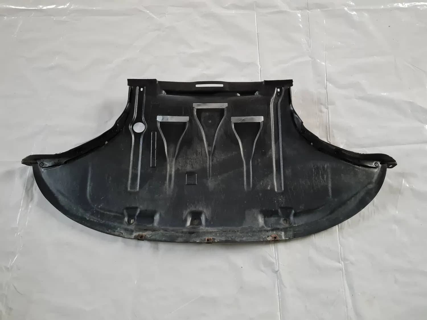 Protection du moteur AUDI A6 2008 - foto 3