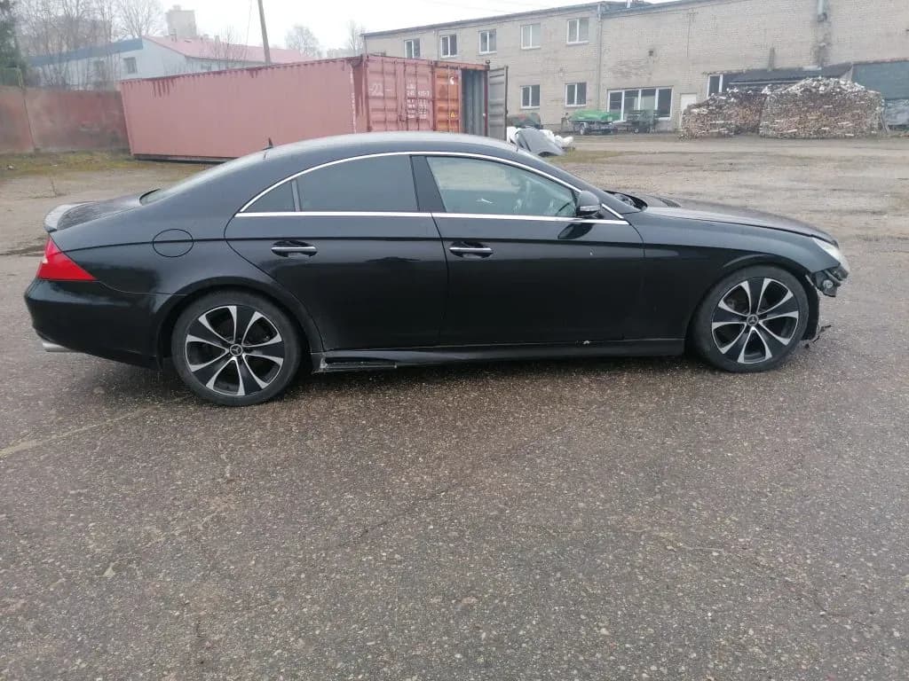 Pièce automobile MERCEDES BENZ CLS 320 2005 - foto 7