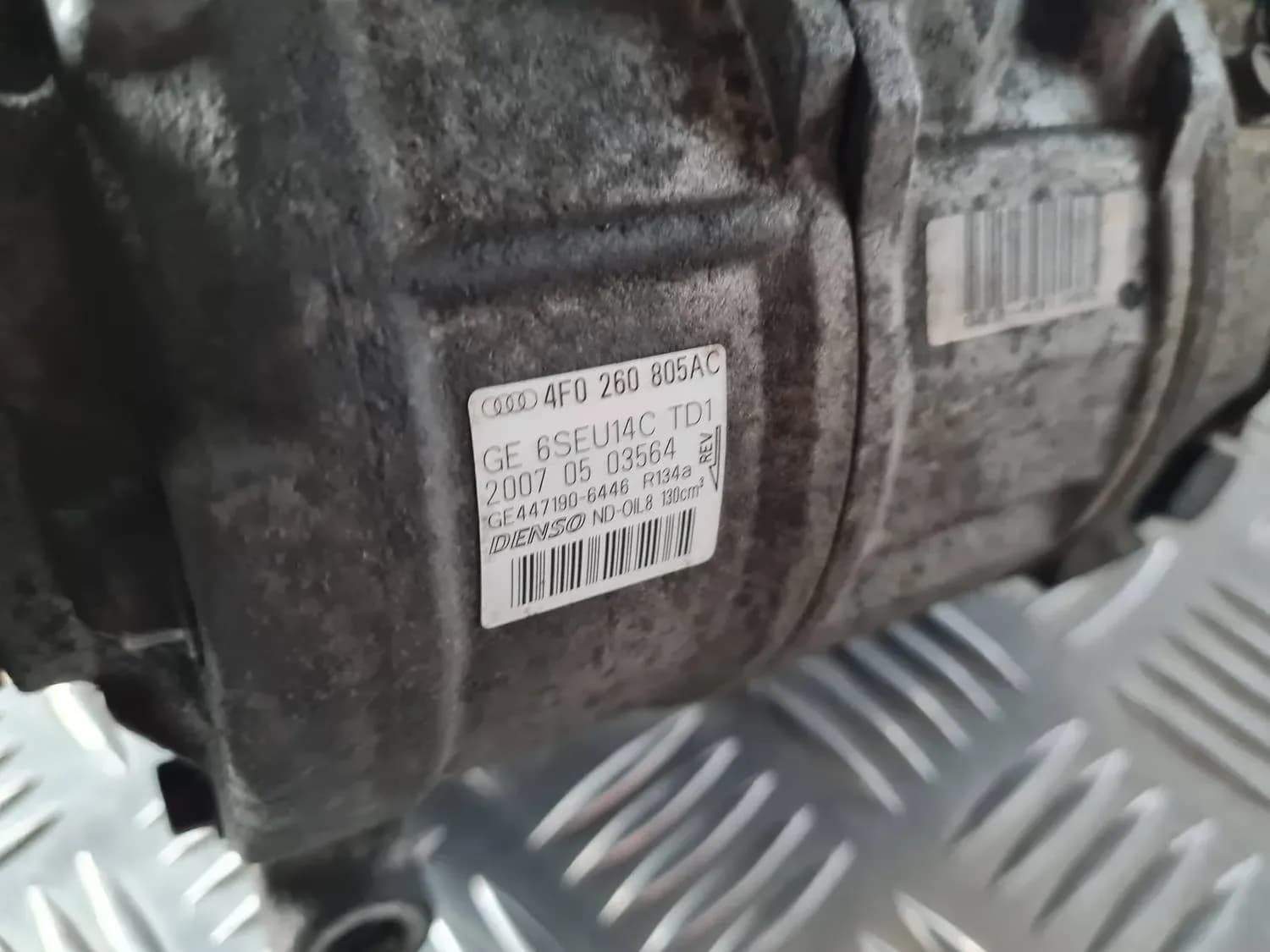 Compresseur de climatiseur AUDI A6 2008 - foto 6