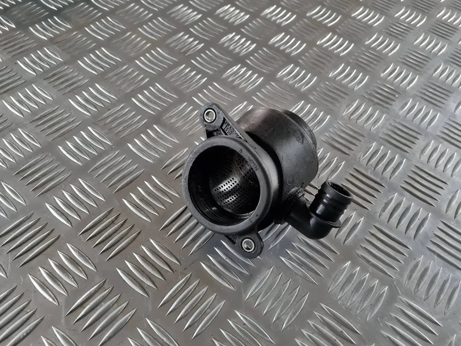 Résonateur de filtre à air AUDI A6 2008 - foto 4