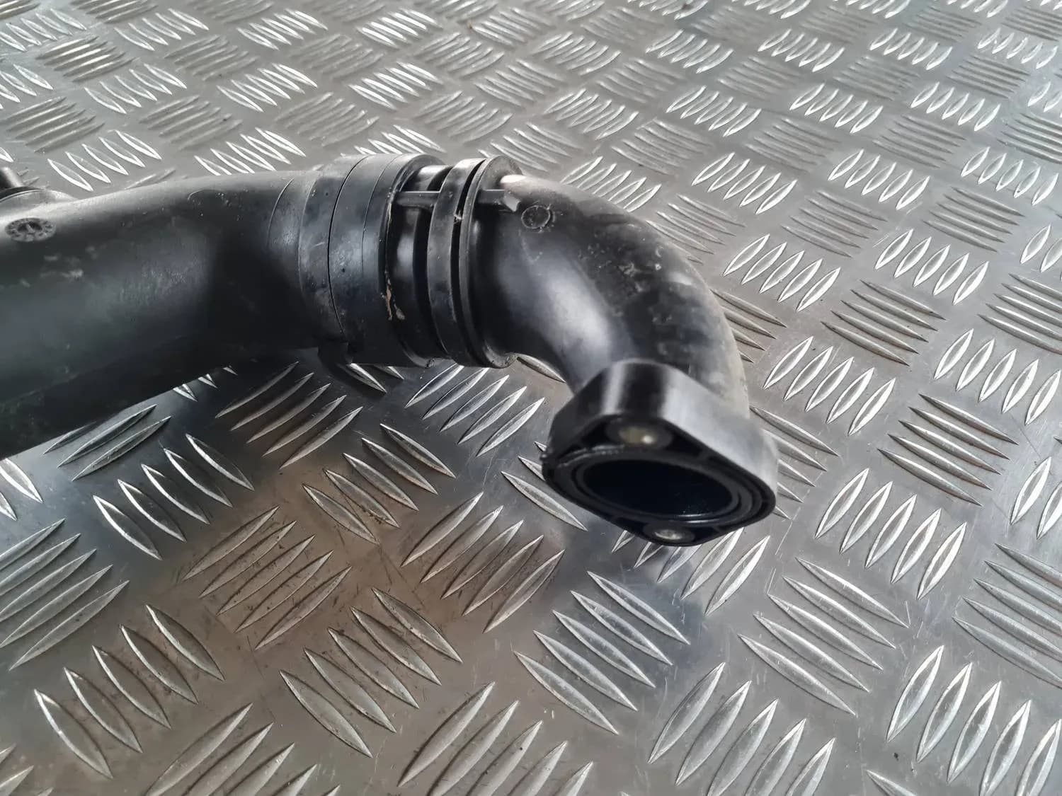 Conduit d’admission d’air RENAULT SCENIC III 2011 - foto 4