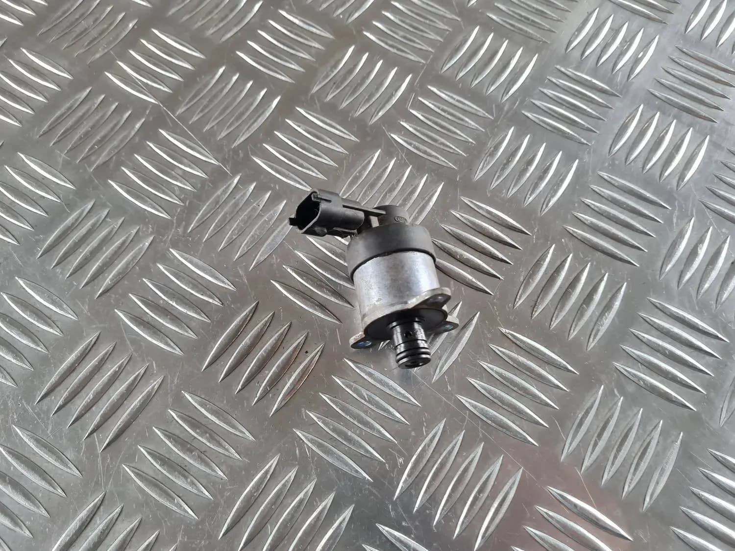 Capteur de pression de carburant RENAULT SCENIC III 2011 - foto 3