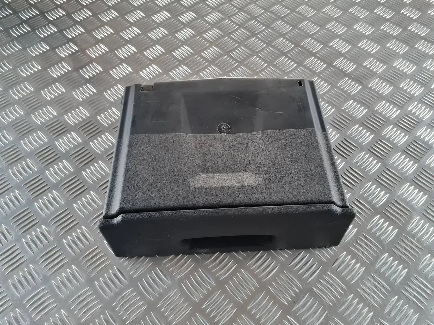 Compartiment de rangement dans le plancher RENAULT SCENIC III 2011 - foto 3