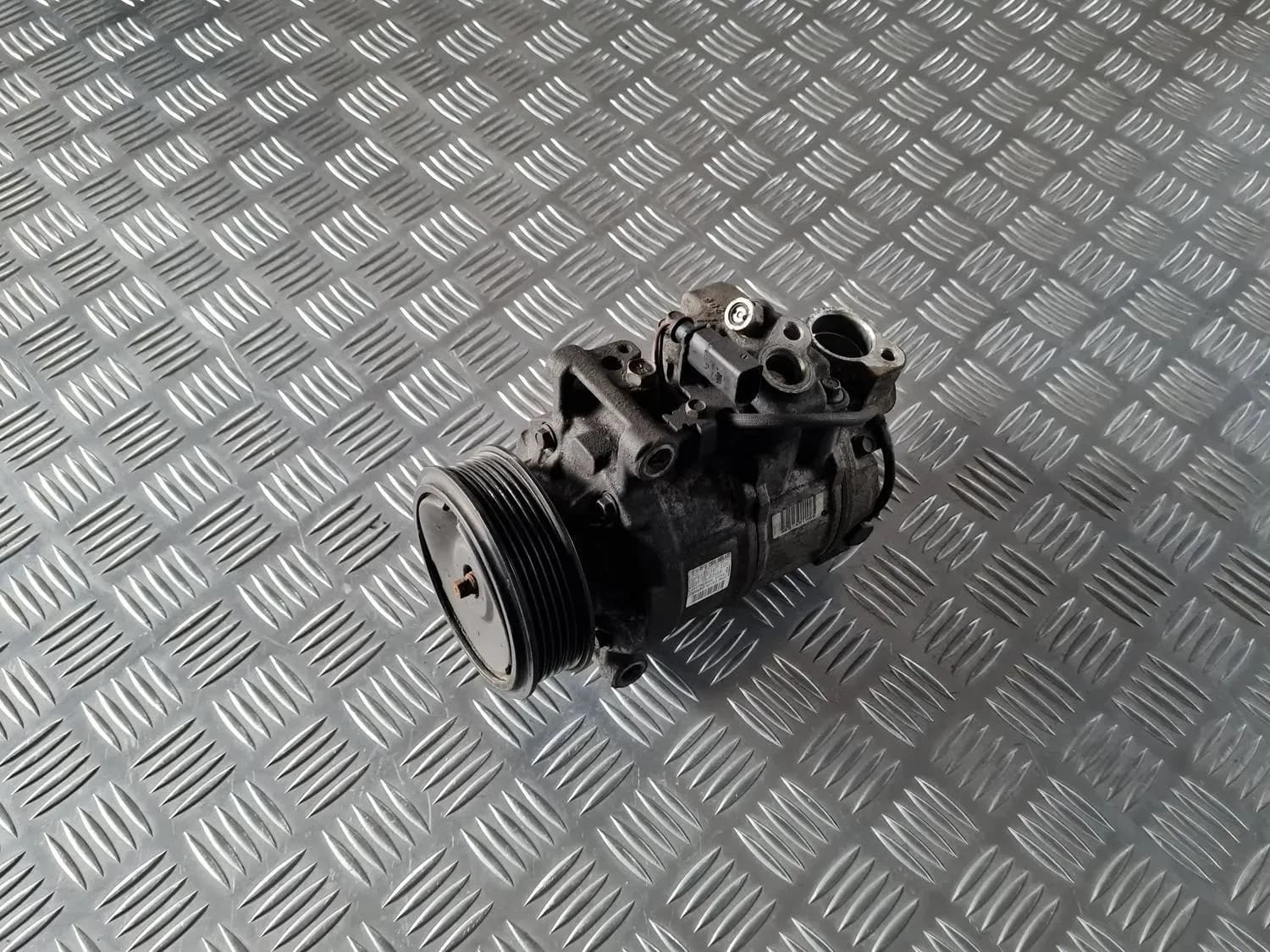 Compresseur de climatiseur AUDI A6 2008