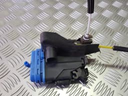Verrouillage de la porte arrière droite AUDI A4 1996