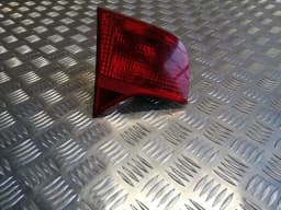 Lampe du couvercle de coffre gauche AUDI A4 2007