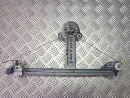 Mécanisme de levage du pare-brise arrière droit OPEL ASTRA H STATION WAGON 2009