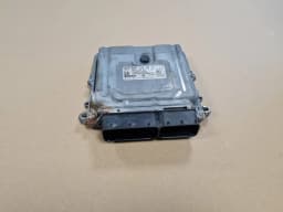 Unité de contrôle du moteur MERCEDES BENZ ML320 2006 SILVER