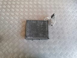 Radiateur de climatisation dans le salon HONDA CR-V 2006