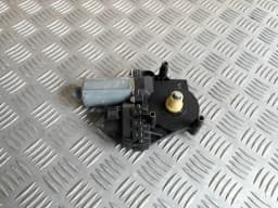 Moteur de lève-vitre électrique AUDI A4 1999