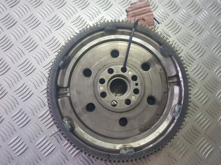Auto detaļa priekš MAZDA 6 2006