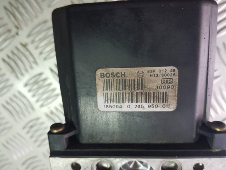 ABS bloks priekš AUDI A4 2003