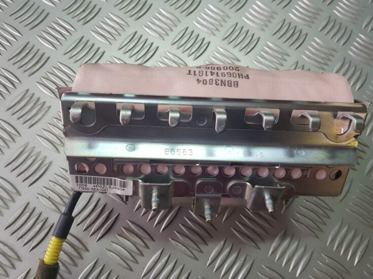 Mērinstrumentu paneļa drošības spilvens priekš HONDA ACCORD 2007 YR565P