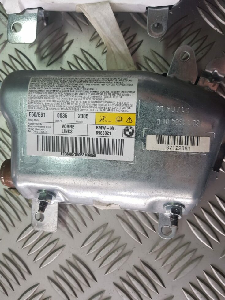 Priekšējo durvju drošības spilvens priekš BMW 525 E60 2006 BLACK