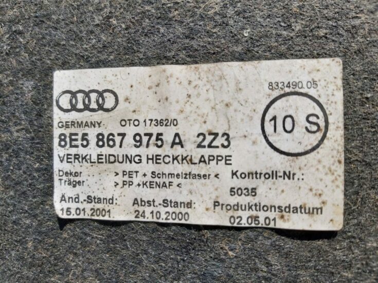 Bagāžnieka vāka liela apdare priekš AUDI A4 2001