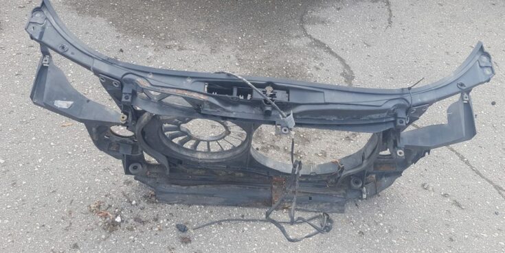 Dzesēšanas radiatora ventilatora korpuss priekš AUDI A4 2005