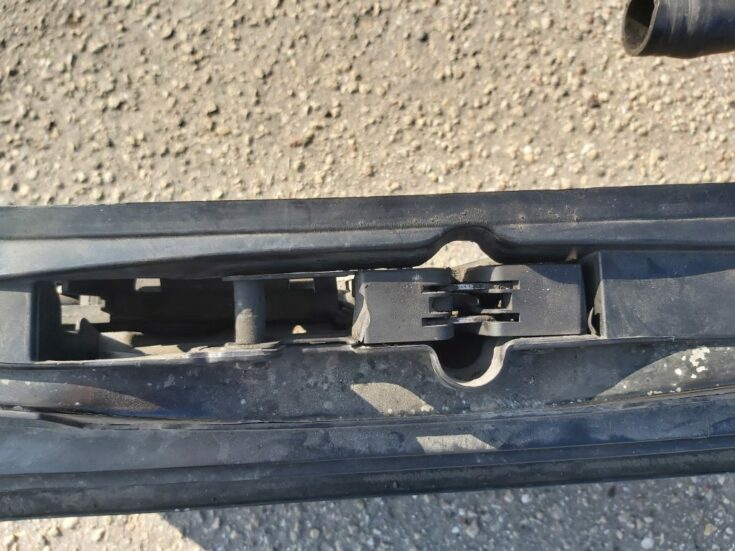 Radiatoru komplekts priekš AUDI A4 2004
