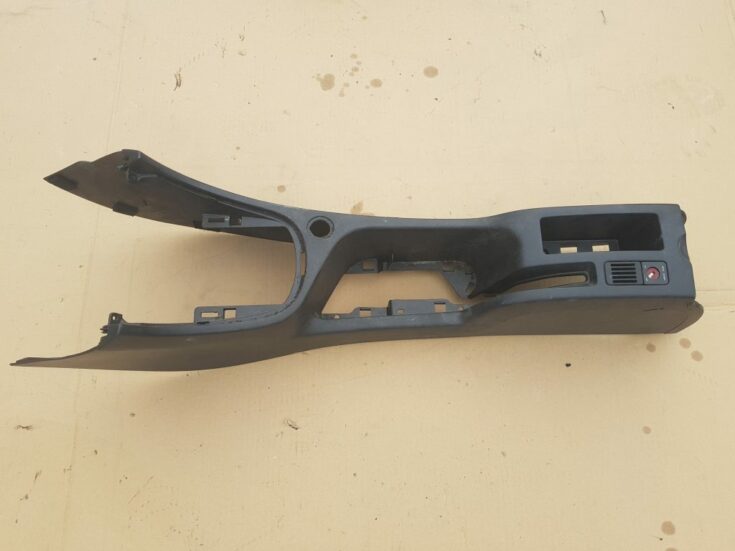 Centrālās konsoles apdares lielākā daļa priekš PEUGEOT 307 2007