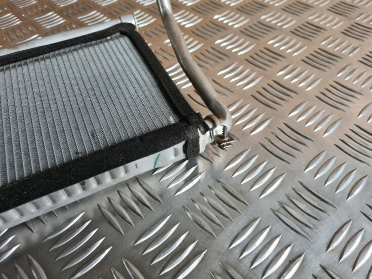 Apsildes sistēmas radiators priekš AUDI A6 AVANT 2007 QUATTRO