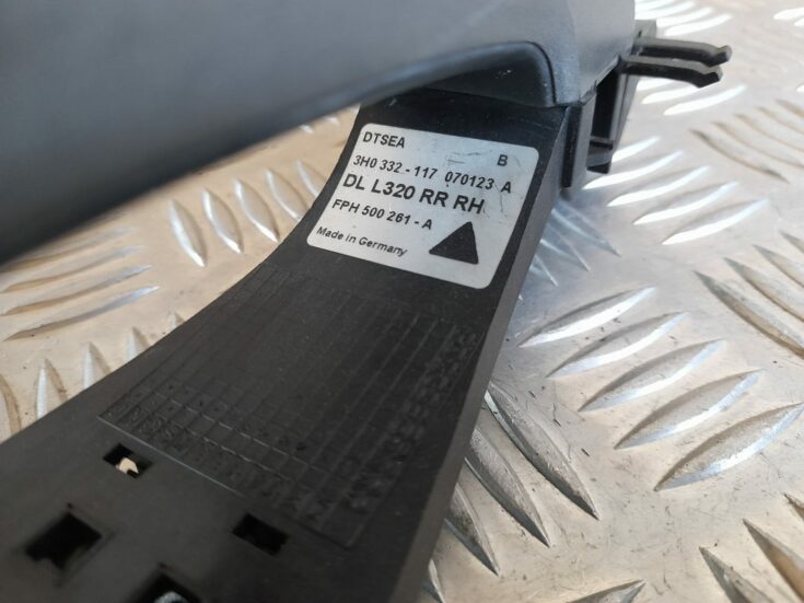 Aizmugurējāis labais durvju rokturis priekš RANGE ROVER SPORT 2007