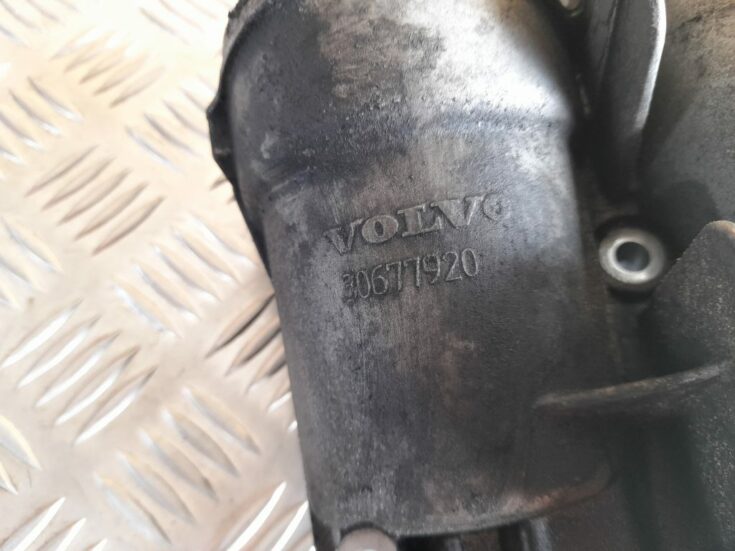 Eļļas filtra korpuss priekš VOLVO XC60 2009
