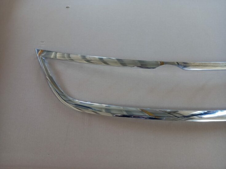 Pārsega moldings priekš VW PASSAT CC 2009