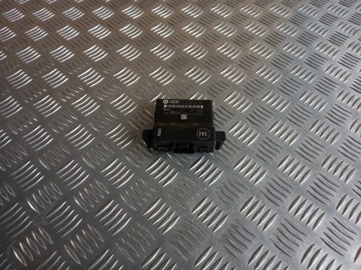 GATEWAY vadības bloks priekš VW PASSAT CC 2009