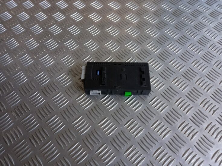 Piekabes āķa vadības bloks priekš LAND ROVER FREELANDER 2007