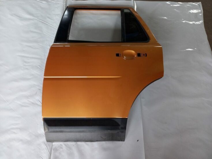 Aizmugurējās kreisās durvis priekš LAND ROVER FREELANDER 2007