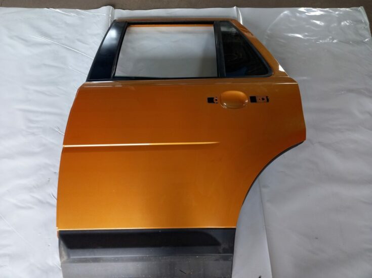 Aizmugurējās kreisās durvis priekš LAND ROVER FREELANDER 2007