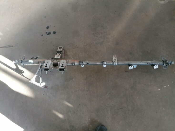 Mērinstrumentu paneļa pastiprinātājs priekš TOYOTA AVENSIS 2012