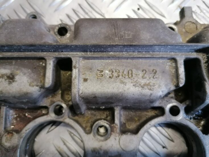Vārstu vāks priekš VOLVO 850 1995