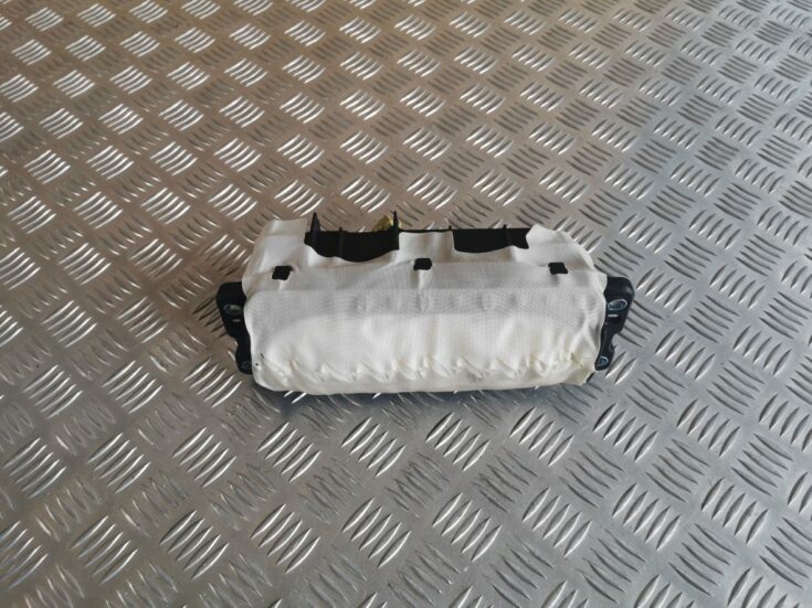 Mērinstrumentu paneļa drošības spilvens priekš VW PASSAT CC 2009