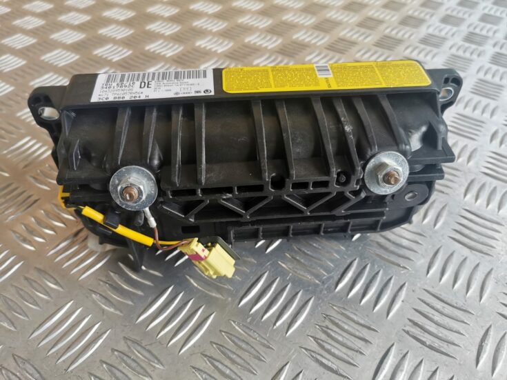 Mērinstrumentu paneļa drošības spilvens priekš VW PASSAT CC 2009