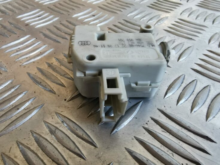 Centrālas atslēgas motors priekš AUDI A6 1998