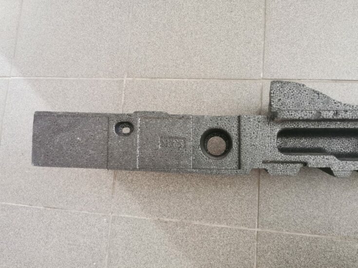 Bufera putuplasts priekš Nissan Qashqai  2006-2010 62090BR00A