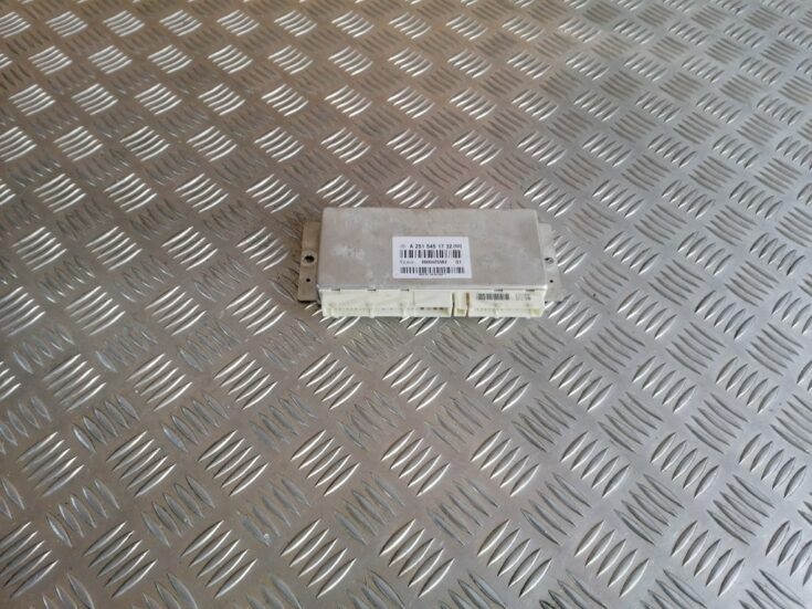 Gaisa piekares vadības bloks priekš MERCEDES BENZ ML320 2005 BLACK